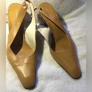 Ladies high heels 👠 BCBG ❤️🥰 NEW